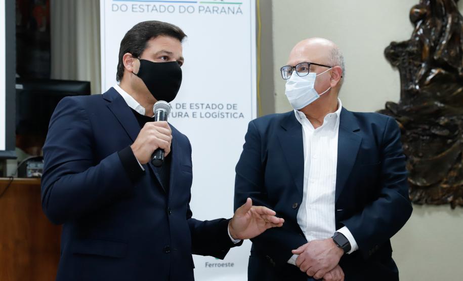 Reunião com as prefeituras