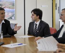 Reunião do Conselho de Administração da Ferroeste, com a presidência do secretário José Richa Filho.