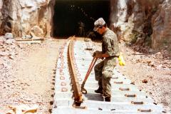 Imagem mostra Exército na construção da Ferroeste.