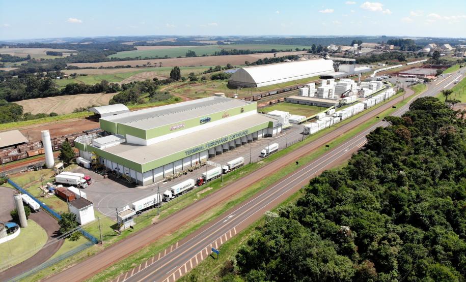 Vista áerea do terminal Cotriguaçu em Cascavel