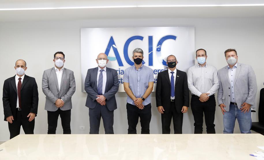 Grupo técnico na Acic
