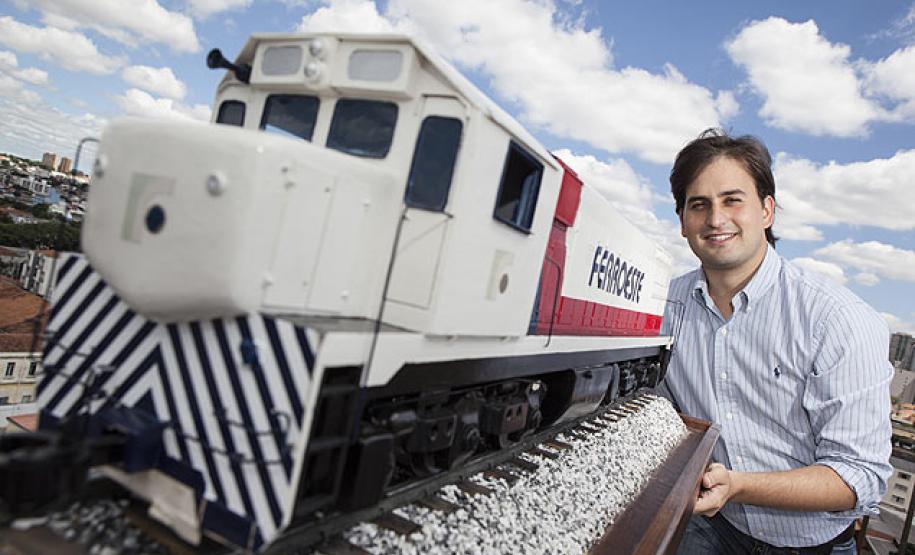 Executivos de 25 anos revertem prejuízo de ferrovia no Paraná