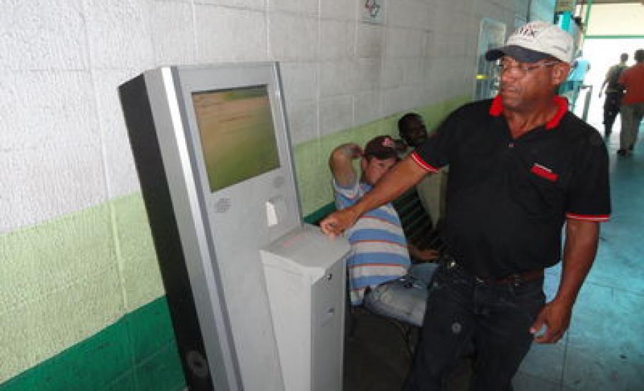 Paraná projeta instalação de pátios de carga no interior