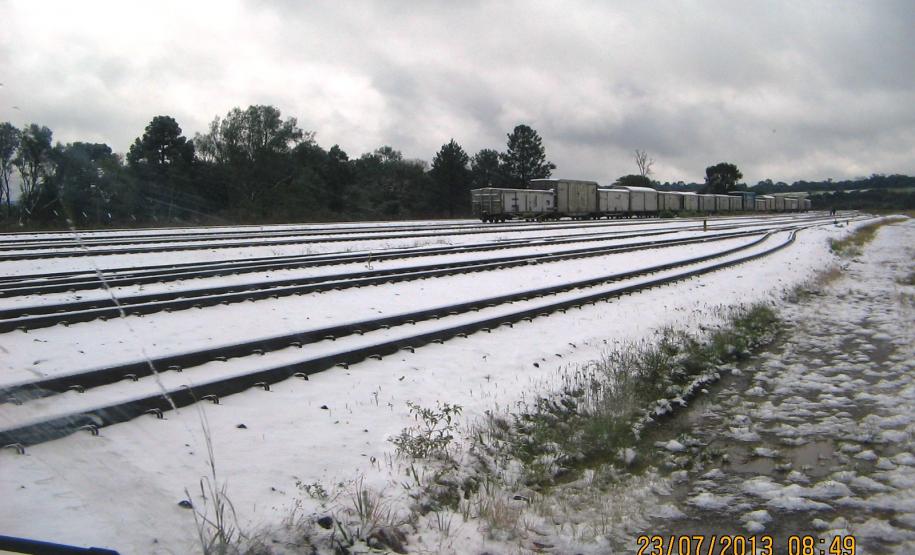 Neve nos trilhos Neve nos trilhos