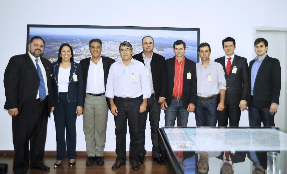 A Secretaria de Estado da Infraestrutura e Logística do Paraná e a Estrada de Ferro Paraná Oeste S