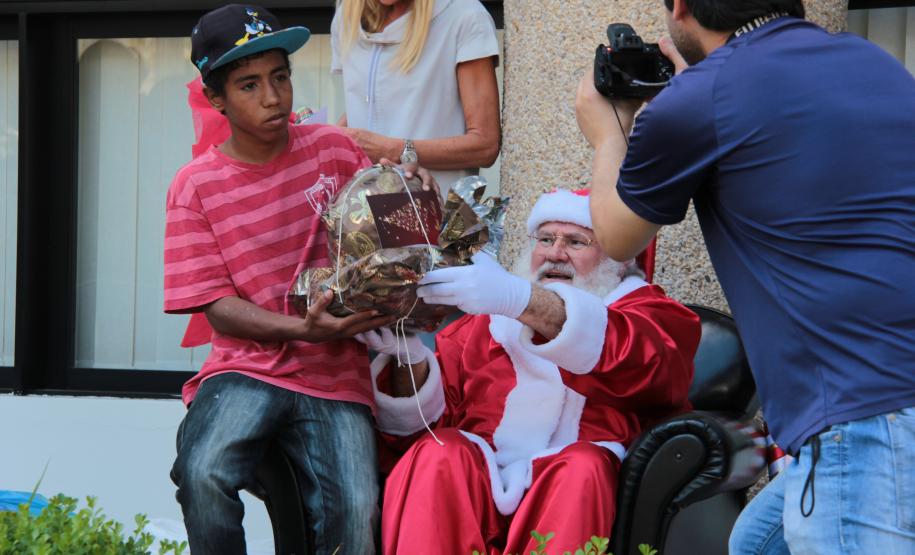 Papai Noel no pátio Papai Noel no pátio
