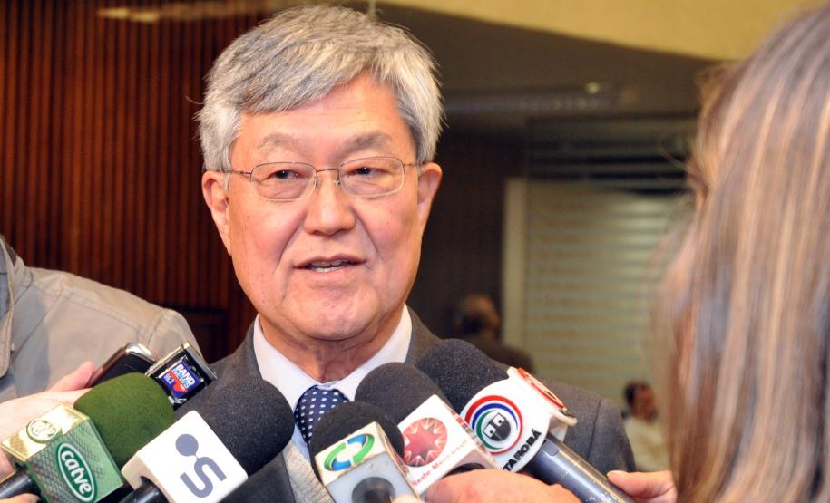 Taniguchi Entrevista do secretário estadual do Planejamento e Coordenação Geral, Cassio Taniguchi, à Gazeta do Povo.