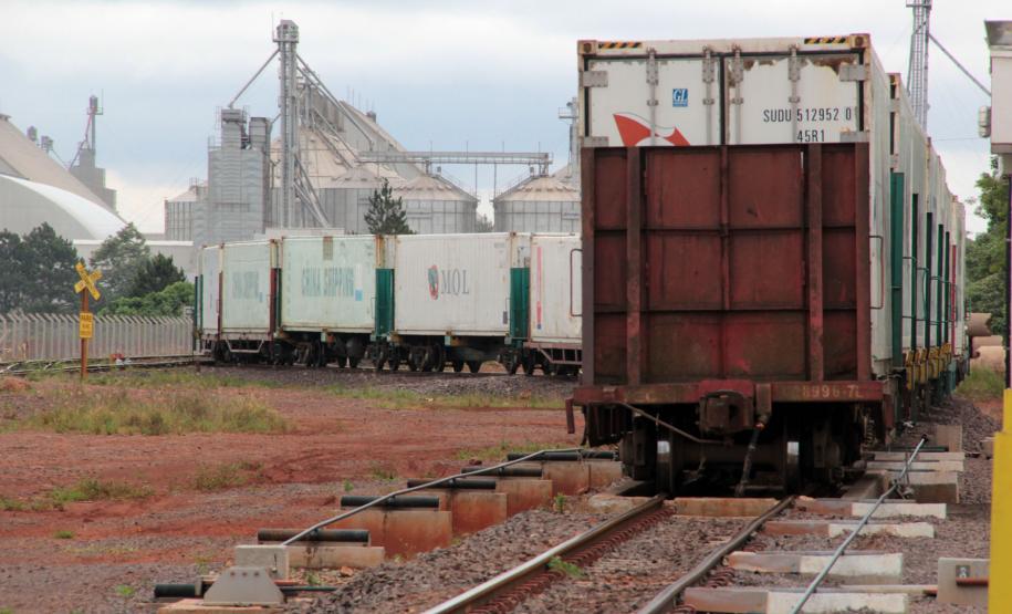 Ferroeste realiza leilão de áreas Ferroeste realiza leilão de áreas