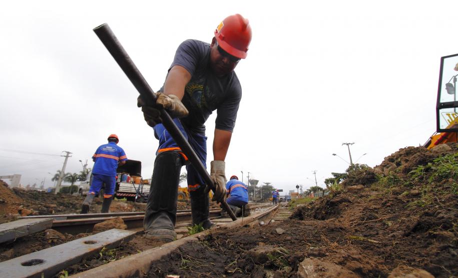 Parceria que recupera complexo ferroviário de Paranaguá integra melhoria do modal no PR Parceria que recupera complexo ferroviário de Paranaguá integra melhoria do modal no PR
