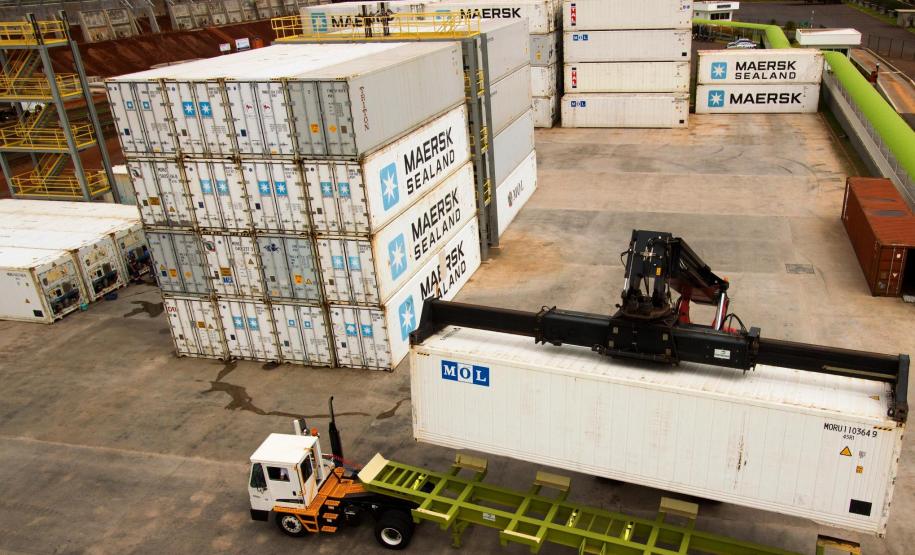 Ferroeste acompanha crescimento
do Paraná na exportação de frango