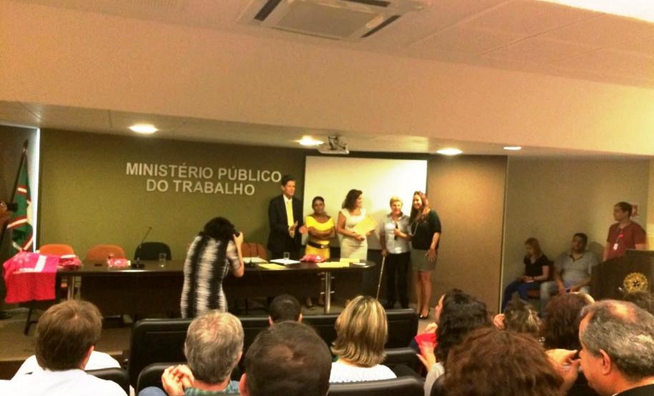 Ferroeste homenageada pelo Fórum Estadual Lixo e Cidadania