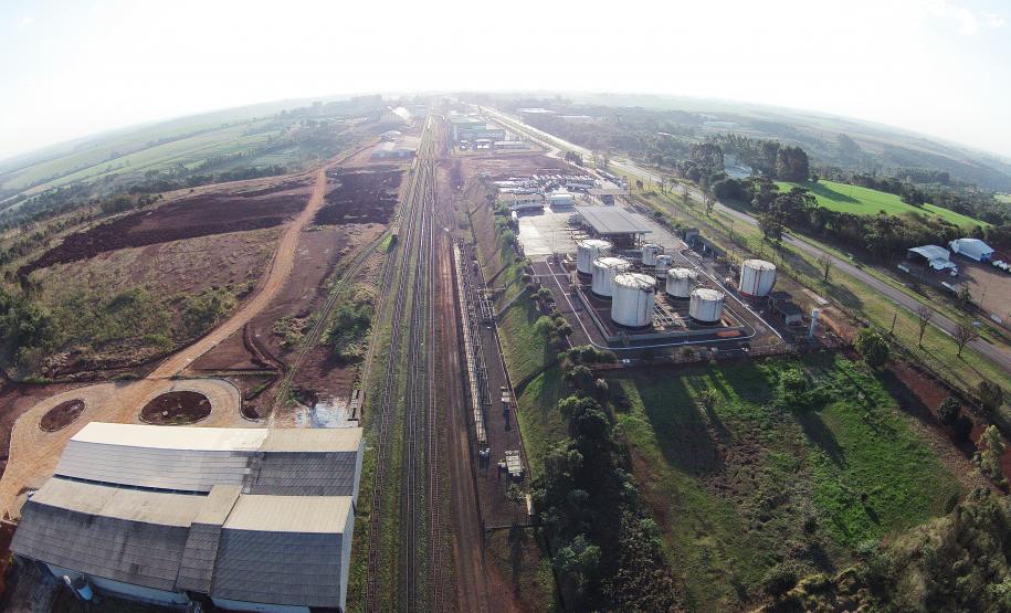 Instalações da Ipiranga no complexo da Ferroeste, em Cascavel.