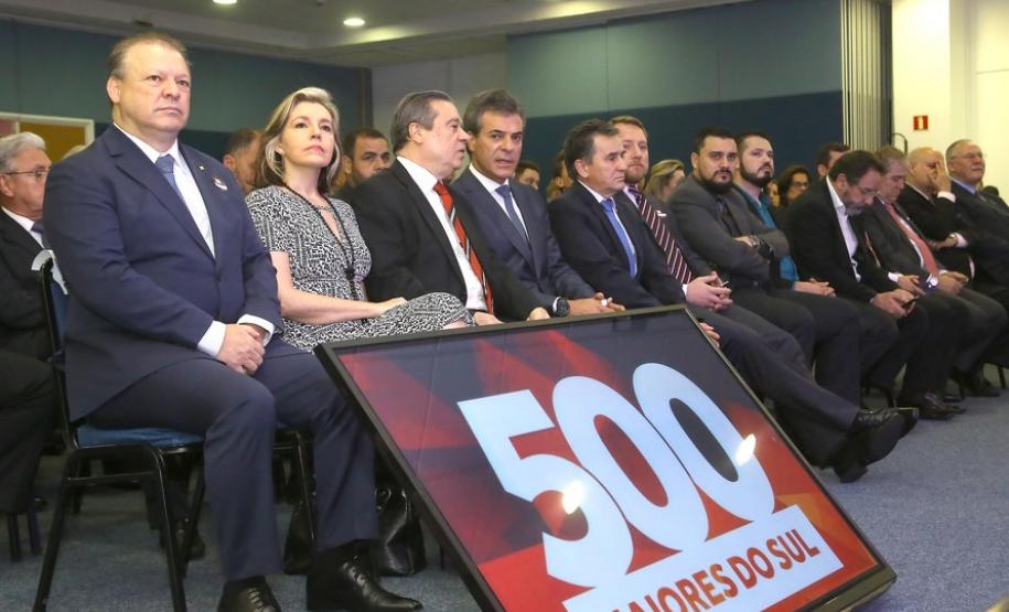 Governador Beto Richa participa da premiação das 500 Maiores Empresas do Sul, pelo Grupo Amanhã.Curitiba, 22/11/2017.Foto: Jaelson Lucas/ANPr