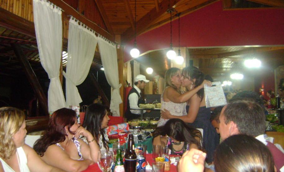 Funcionários comemoram Natal Funcionários comemoram Natal