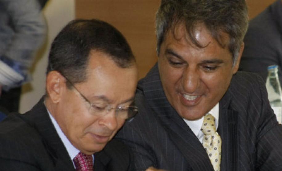 Ministro anuncia estudo de viabilidade para o Corredor Ferroviário do PR Ministro anuncia estudo de viabilidade para o Corredor Ferroviário do PR